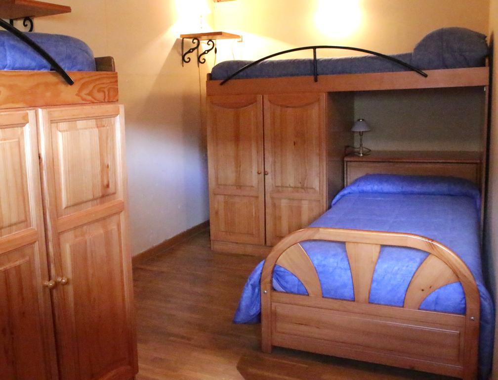 Albergue Turistico Via De La Plata Banos De Montemayor Oda fotoğraf